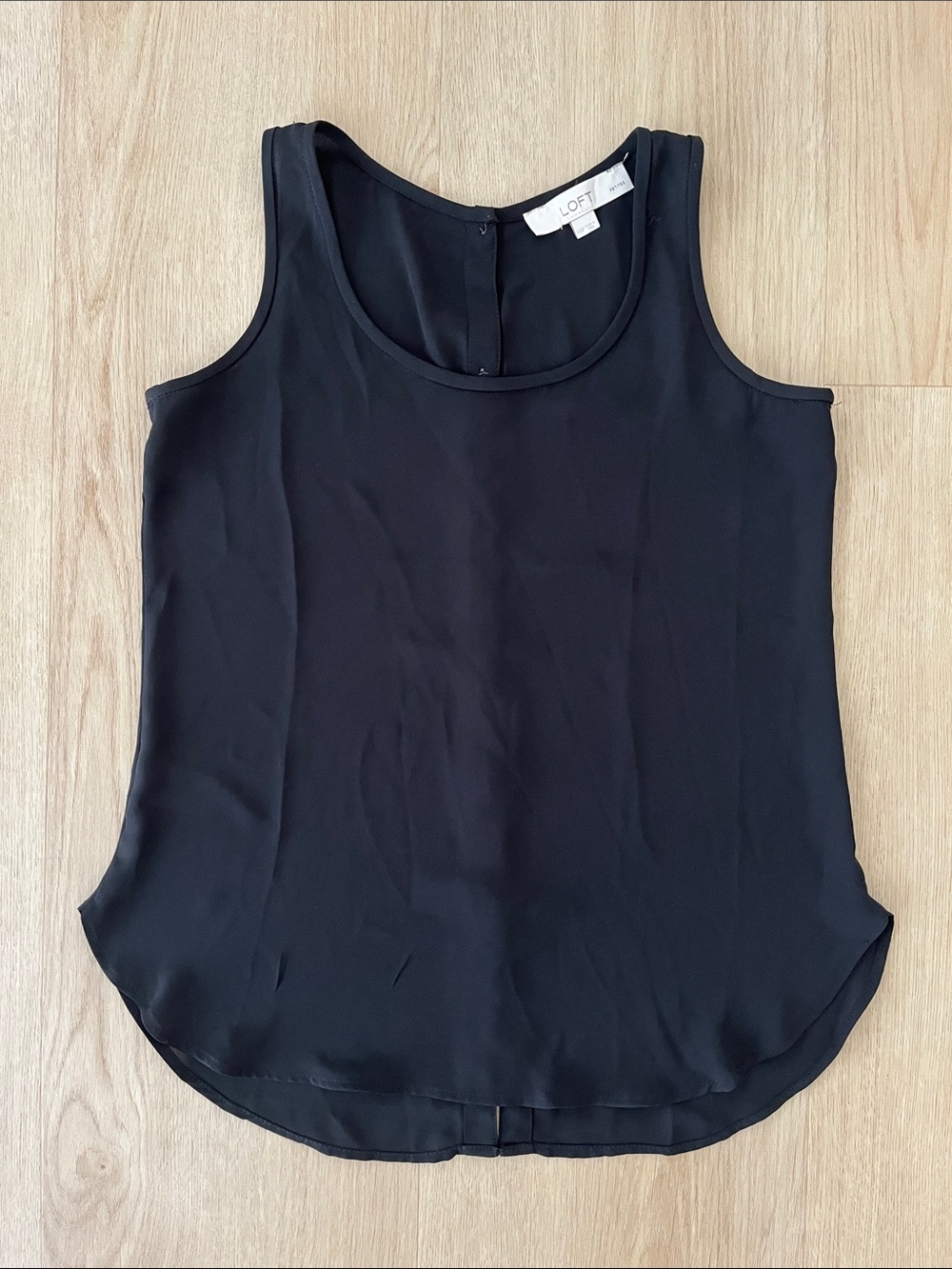 LOFT Petites Scoop Neck Flowy Chiffon Tank Top Black Women's XXS XXSP
